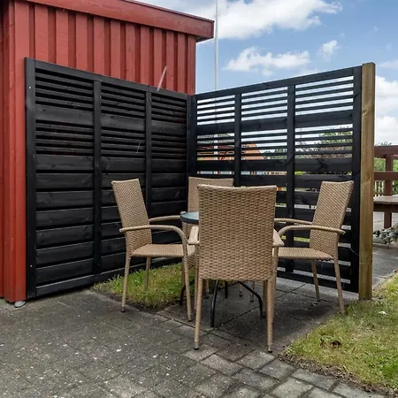 Jantje - 200m From The Sea By Interhome *
