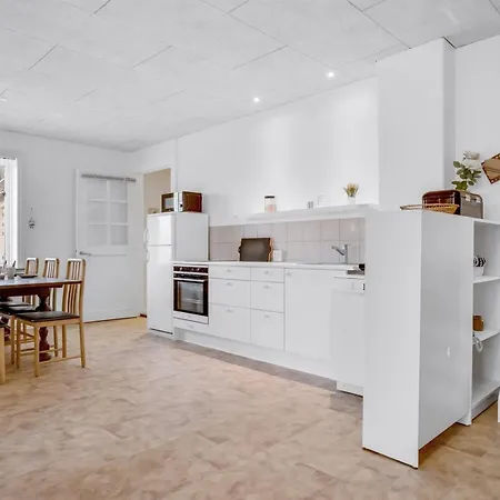 Jantje - 200m From The Sea By Interhome Appartement Laeso